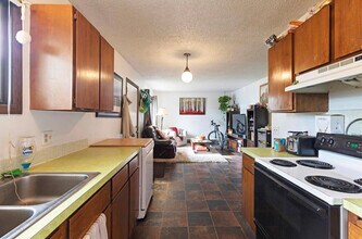 2016 S 13th St W, Unit 2016 #2 Upstairs in Missoula, MT - Foto de edificio - Building Photo