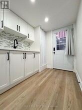 60 Attridge Dr in Aurora, ON - Building Photo - Building Photo