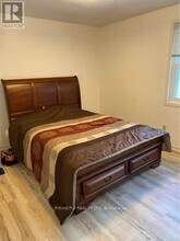 54 Cottonwood Crescent in London, ON - Building Photo - Building Photo