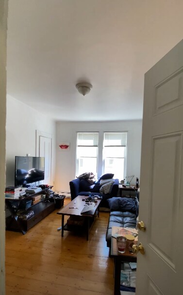 54 Portsmouth St, Unit 2 in Cambridge, MA - Foto de edificio