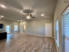 5025 Olivia Ln in Wichita Falls, TX - Building Photo - Building Photo