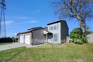 7964-7966 Goldsmith Dr in Reynoldsburg, OH - Building Photo