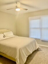 6157 Loch Laural Ln in Raleigh, NC - Building Photo - Building Photo