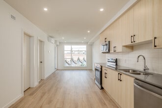 The Kentwood in Victoria, BC - Building Photo - Interior Photo
