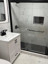 6607 Lincoln Pl in West New York, NJ - Building Photo - Building Photo