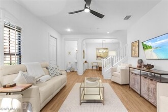 9118 Chula Vista St in Naples, FL - Building Photo - Building Photo