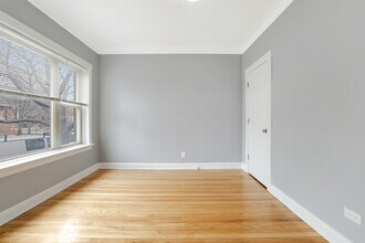 1343 W 80th St in Chicago, IL - Building Photo - Building Photo