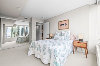 1009 Kapiolani Blvd in Honolulu, HI - Foto de edificio - Building Photo