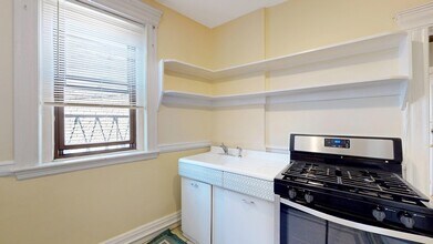 69 Park Dr in Boston, MA - Building Photo - Building Photo