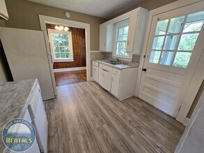 310 Ridge St NW in Lenoir, NC - Building Photo - Building Photo