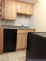 89-91 Hancock St., Unit 2 in Cambridge, MA - Building Photo