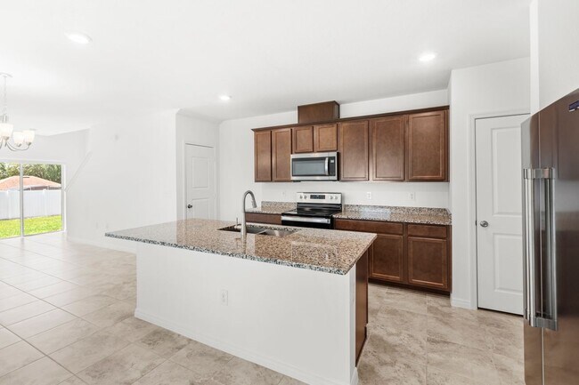 1396 Mirabella Cir in Davenport, FL - Building Photo - Building Photo