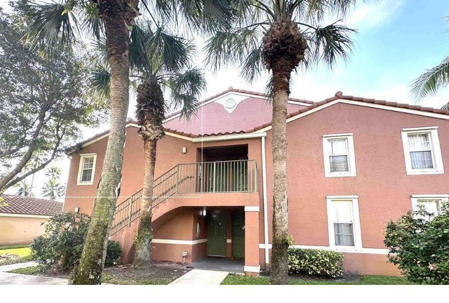 7904 Sonoma Springs Cir in Greenacres, FL - Building Photo