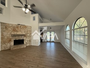 4718 Saddle Ridge in San Antonio, TX - Building Photo - Building Photo