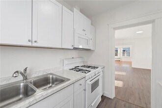 19 Vale St in Providence, RI - Building Photo - Building Photo