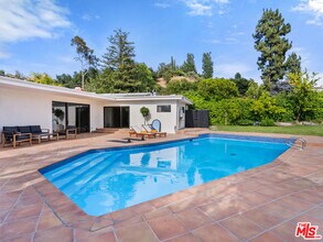 9606 Arby Dr in Beverly Hills, CA - Building Photo - Building Photo
