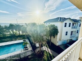 860 Vignoles Ave NE in Palm Bay, FL - Building Photo