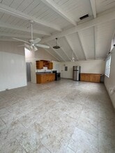 1026 Kaweloka St in Pearl City, HI - Building Photo - Building Photo
