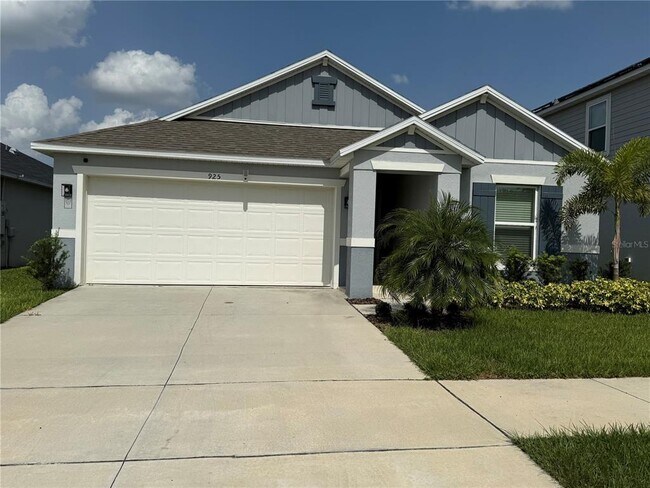 925 Overpool Ave in Davenport, FL - Building Photo - Building Photo