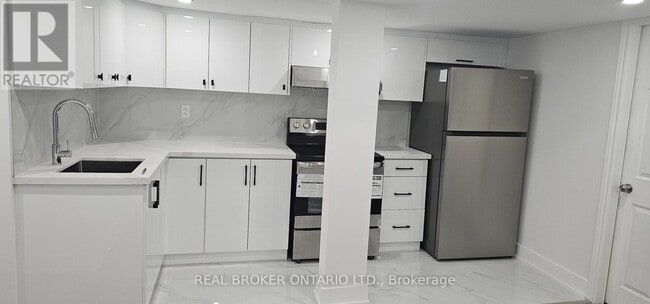 1296 Ellenton Crescent