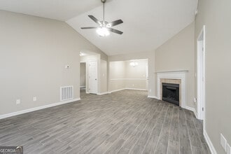 145 Fairclift Dr in Covington, GA - Building Photo - Building Photo