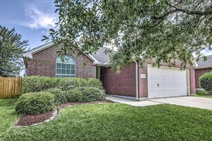 22907 Sebastian Dr in Porter, TX - Building Photo