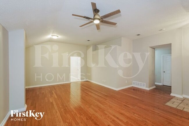 2608 Park Valley Dr in Mesquite, TX - Building Photo - Building Photo
