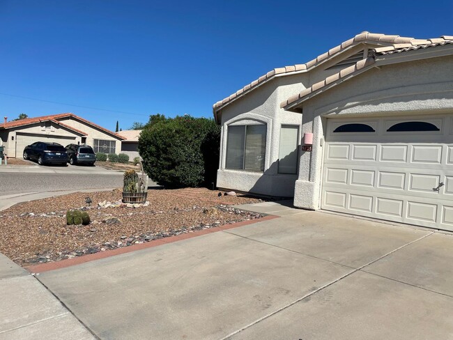 9123 E Placita Arroyo Seco in Tucson, AZ - Building Photo - Building Photo