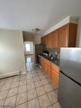 46 New St in Montclair, NJ - Building Photo - Building Photo