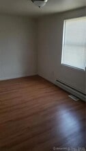 1469 Thomaston Ave in Waterbury, CT - Building Photo - Building Photo