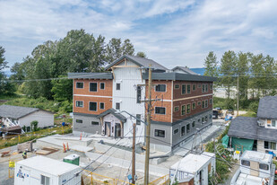 19679 Salish Rd in Pitt Meadows, BC - Building Photo