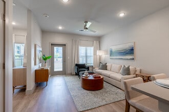 The Emma in Midlothian, TX - Foto de edificio - Interior Photo