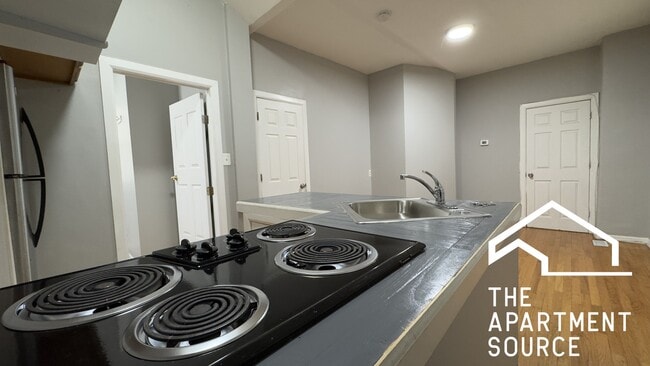 2655 W Homer St, Unit 1R