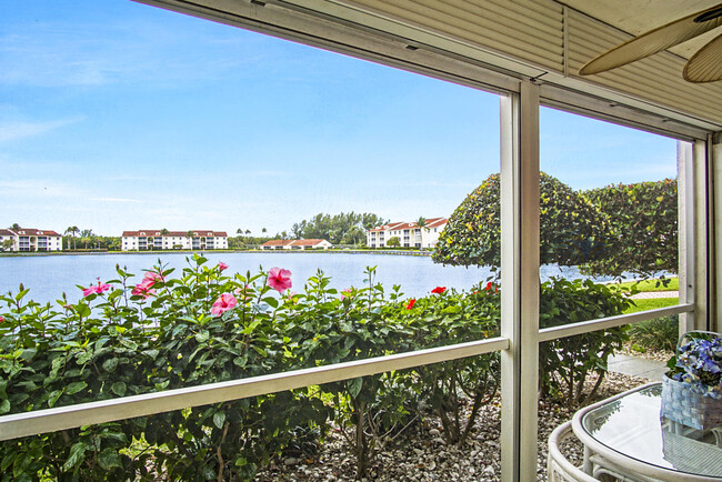 4428 NE Ocean Blvd in Jensen Beach, FL - Building Photo - Building Photo