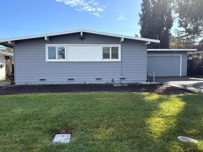 954 Celia Dr in Palo Alto, CA - Building Photo - Building Photo