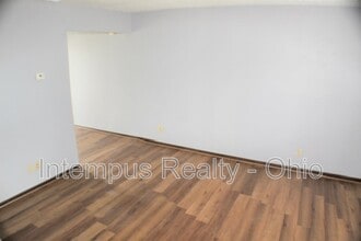 716 W Light St in Urbana, OH - Building Photo - Building Photo