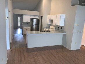 418 Benson St in Valrico, FL - Building Photo - Building Photo