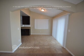 12561 Garber St in Los Angeles, CA - Foto de edificio - Building Photo