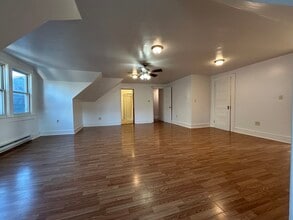 225 S Main Ave, Unit 3 in Scranton, PA - Building Photo - Building Photo