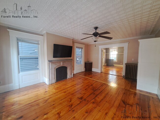 44 Princeton St, Unit 1