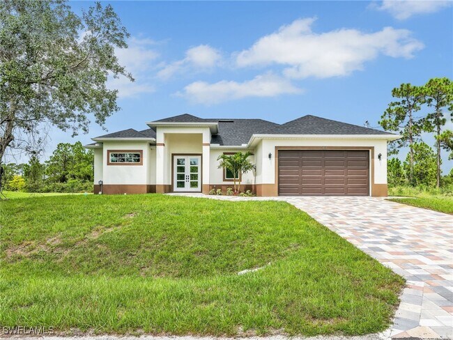 417 Fitch Ave in Lehigh Acres, FL - Building Photo - Building Photo