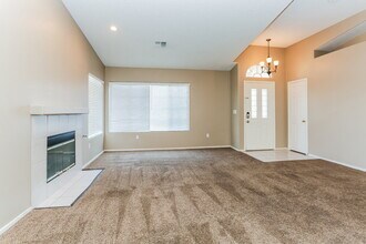 1811 Panther Pl in North Las Vegas, NV - Building Photo - Building Photo