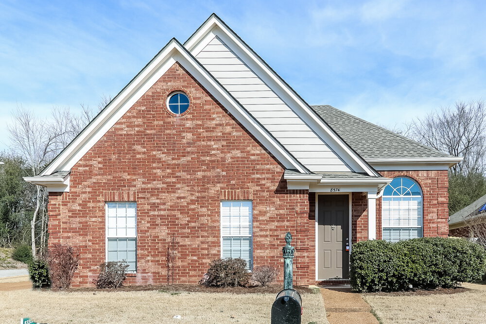 8574 Napoli Dr in Memphis, TN - Building Photo