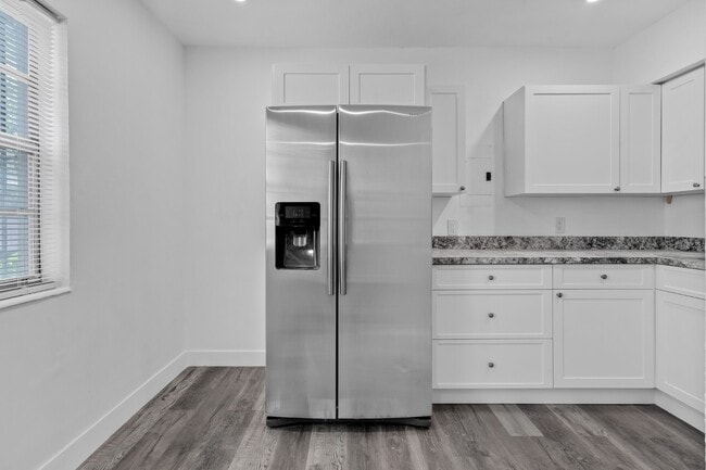 46 NW 62nd St in Miami, FL - Building Photo - Building Photo