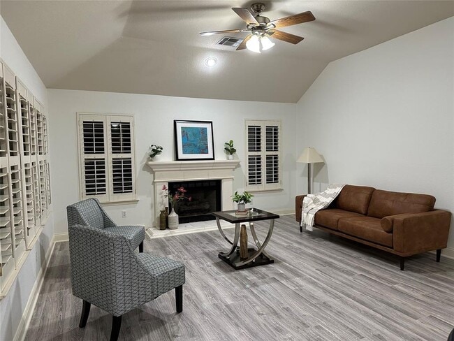 property at 2805 Cortez Dr