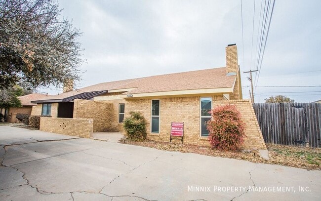 4800 Dentcrest Dr in Midland, TX - Building Photo - Building Photo