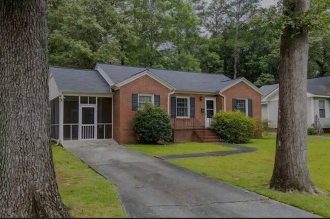 property at 100 Oakwood St NW