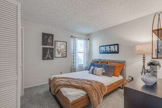 Sugarberry Apartments in Tulsa, OK - Building Photo - Interior Photo