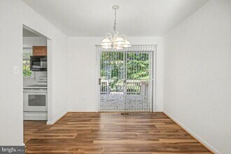 13828 Londonderry Ct in Woodbridge, VA - Building Photo - Building Photo