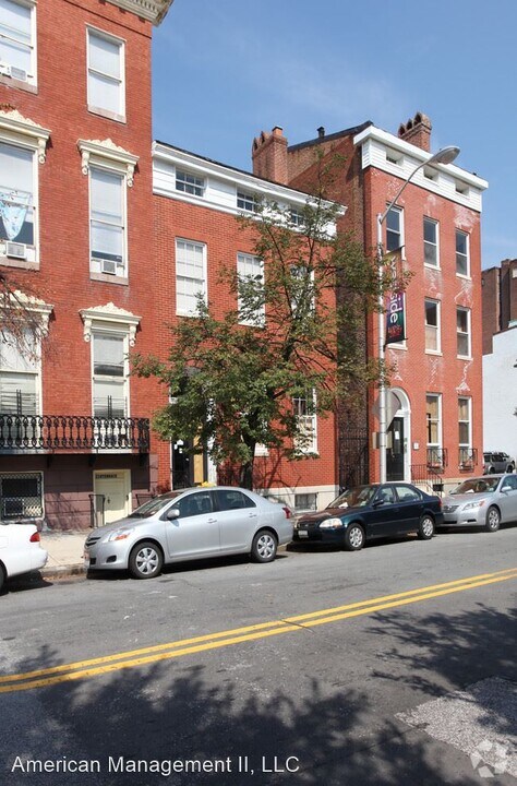 216 W Monument St Photo